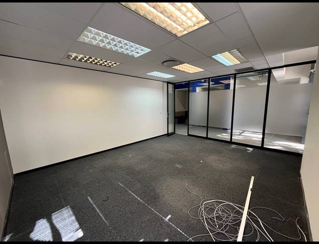 250M² OFFICE TO LET IN OBSERVATORY